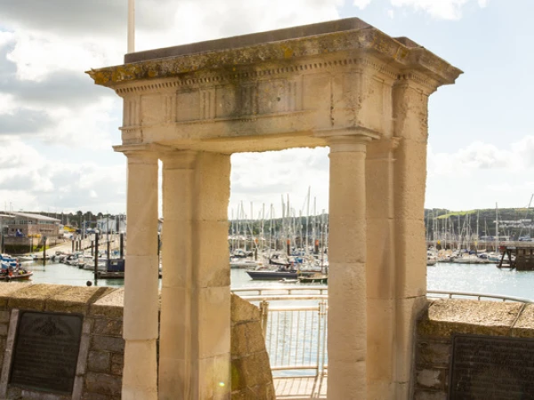 Visit Plymouth on a Budget
