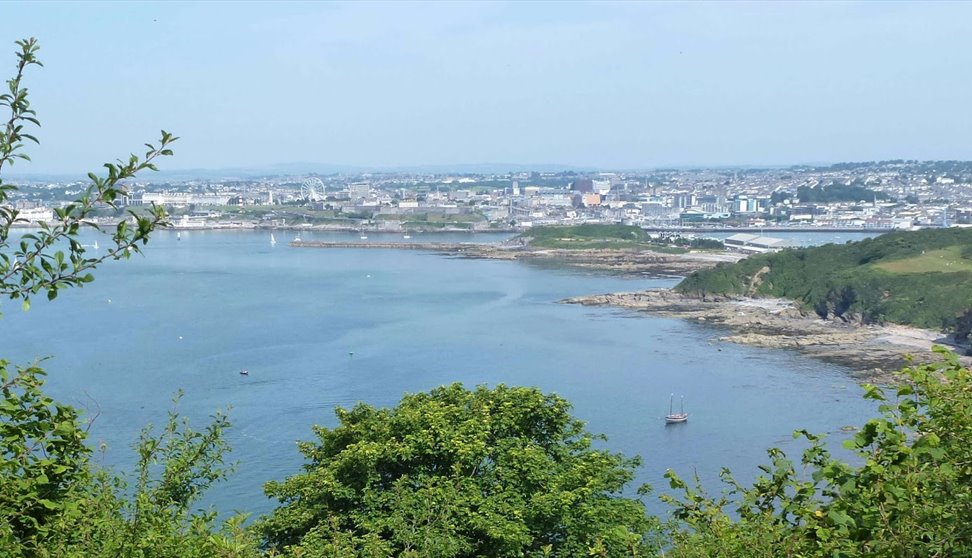 Jennycliff Beach. Image courtesy of Visit Plymouth